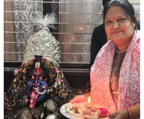 शमशान वासिनी मैया की जगह-जगह हुई भव्य महाआरती