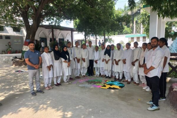 वेस्ट टू बेस्ट और रंगोली प्रतियोगिता आयोजित